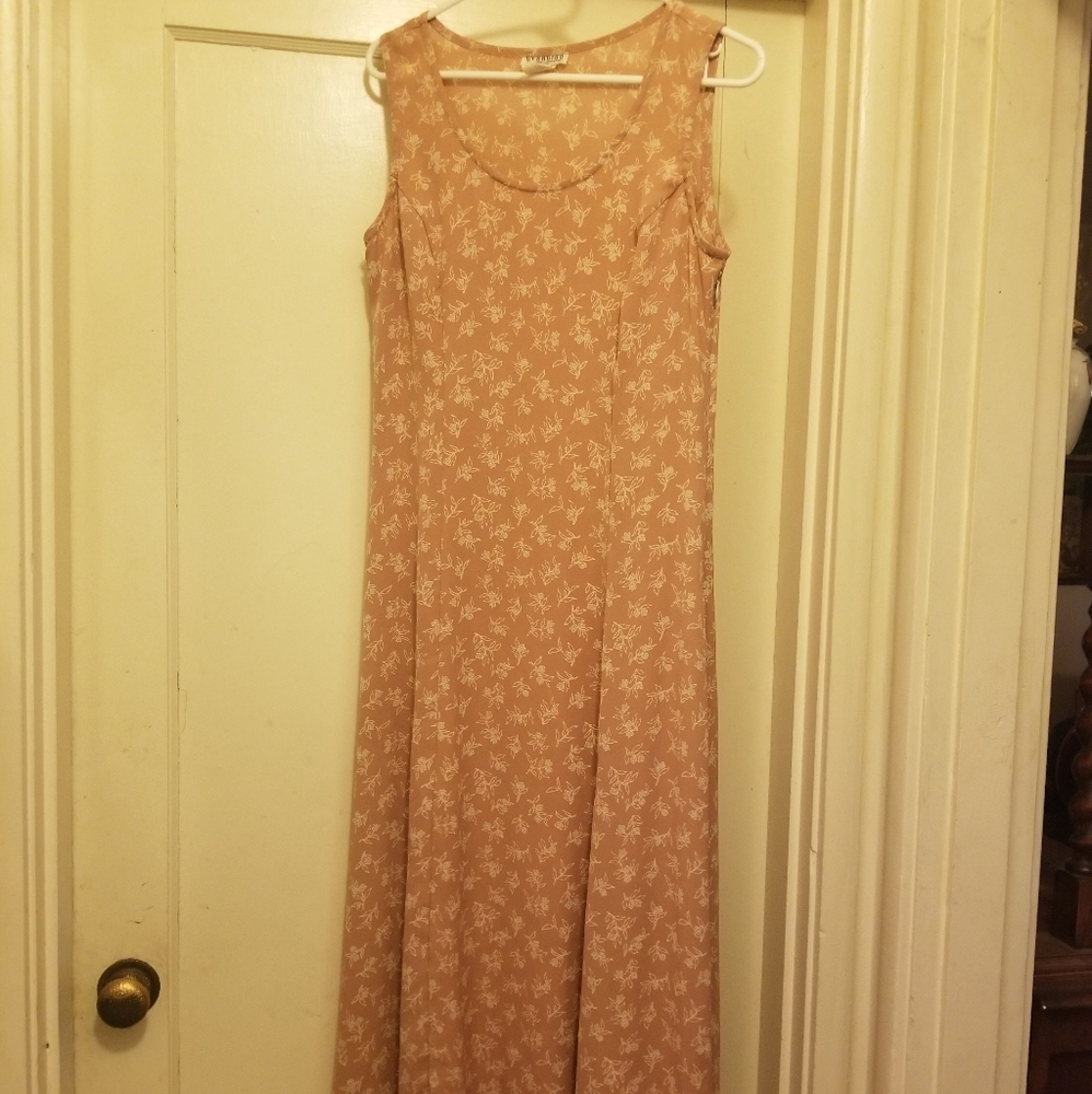 Sleeveless, peach print, maxi dress